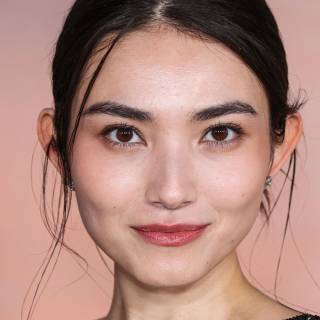 Maria Zhang wallpaper