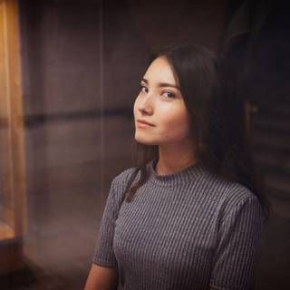 Maria Zhang wallpaper