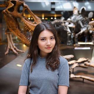 Maria Zhang wallpaper