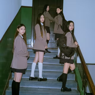 NewJeans Ditto wallpaper