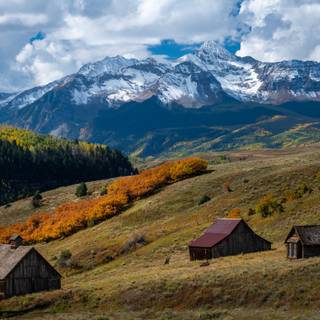 Mountain computer wallpaper