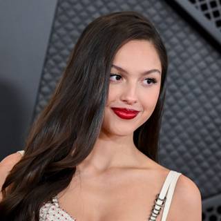 Olivia Rodrigo 2024 wallpaper