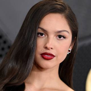 Olivia Rodrigo 2024 wallpaper