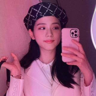 Kim Jisoo desktop wallpaper