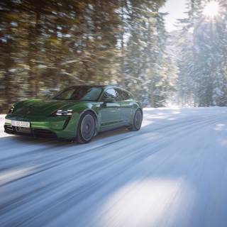 Green car 4k wallpaper