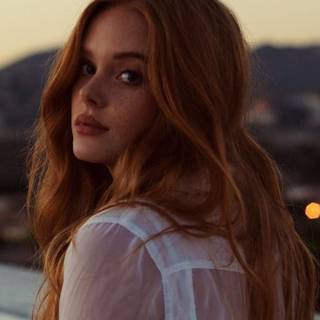 Girls ginger blonde wallpaper