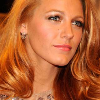 Girls ginger blonde wallpaper