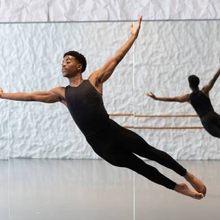 Dancers are strong wallpaper