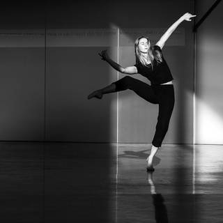 Dancers are strong wallpaper