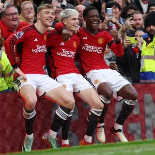 Manchester United team 2024 wallpaper