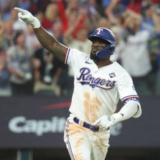 José Adolis García wallpaper