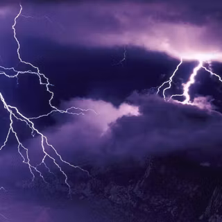 Lightning computer wallpaper