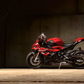 BMW S1000 desktop wallpaper