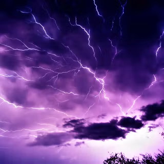 Lightning computer wallpaper