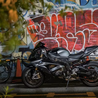 BMW S1000 desktop wallpaper