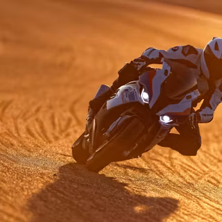 BMW S1000 desktop wallpaper