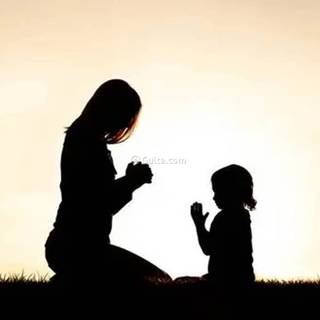 Mother love shadow wallpaper