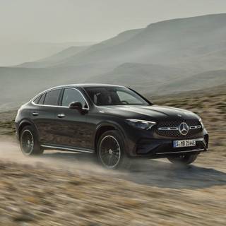 Mercedes-Benz GLC 2024 wallpaper
