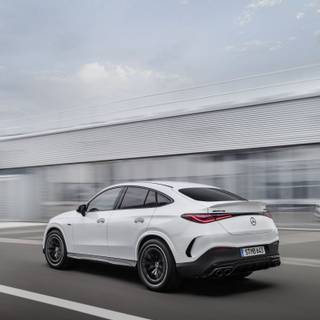 Mercedes-Benz GLC 2024 wallpaper