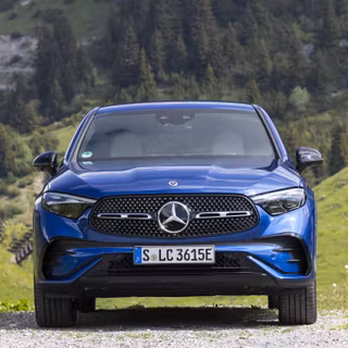 Mercedes-Benz GLC 2024 wallpaper