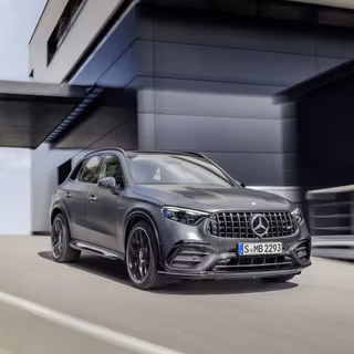 Mercedes-Benz GLC 2024 wallpaper
