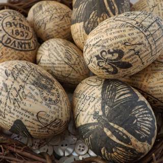 Easter egg vintage wallpaper