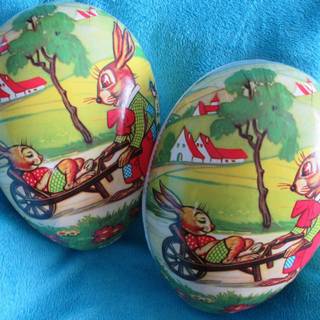 Easter egg vintage wallpaper