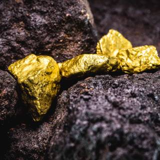 Gold nugget wallpaper