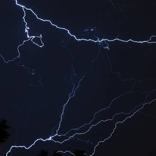 Thunder iPhone wallpaper