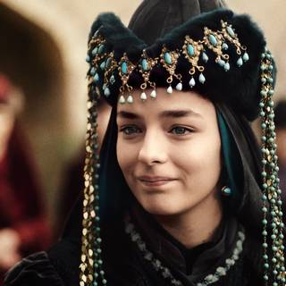 Buse Meral wallpaper