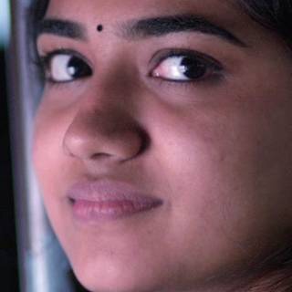 Malavika Manoj wallpaper