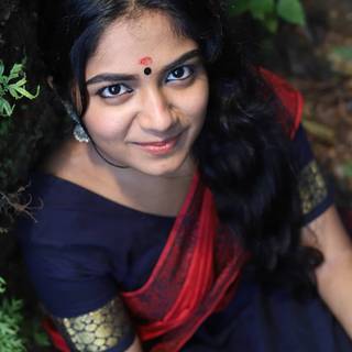 Malavika Manoj wallpaper