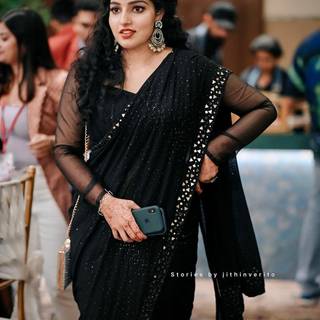 Malavika Manoj wallpaper