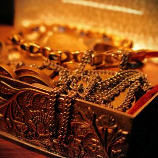 Gold treasure wallpaper