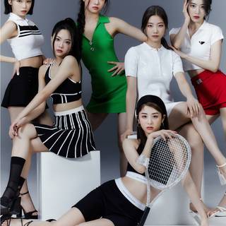 LE SSERAFIM logo wallpaper