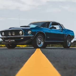 Car 4k iPhone 13 wallpaper