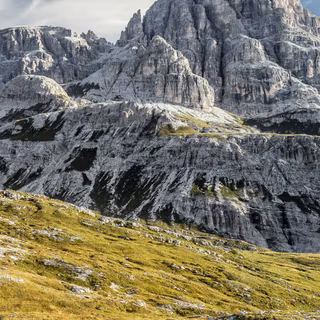 Spring mountain 4k wallpaper