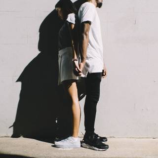 iPhone couples wallpaper