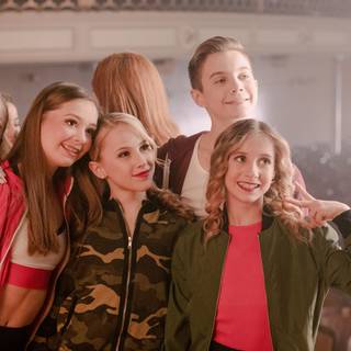 Aesthetic Dance Moms wallpaper