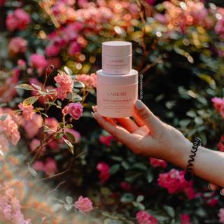 Laneige lip mask wallpaper