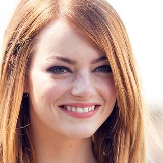Emma Stone iPhone wallpaper