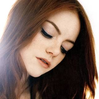 Emma Stone iPhone wallpaper