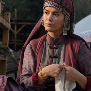 Seray Kaya Kurulus Osman wallpaper