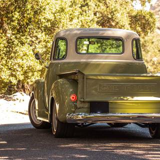 Classic truck computer wallpaper