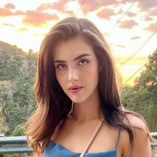 Alexandra Botez wallpaper