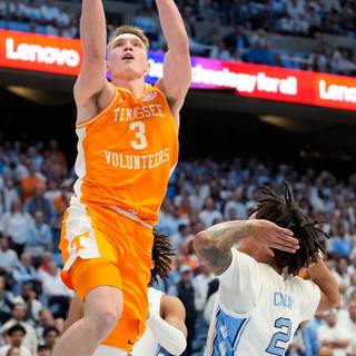 Dalton Knecht wallpaper