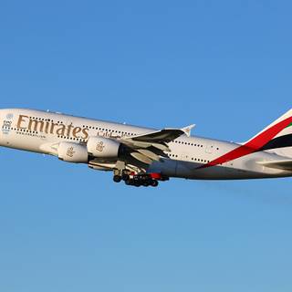 Emirates flight wallpaper