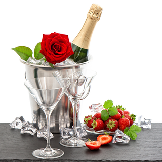 Roses and champagne wallpaper