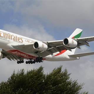 Emirates flight wallpaper