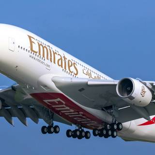 Emirates flight wallpaper
